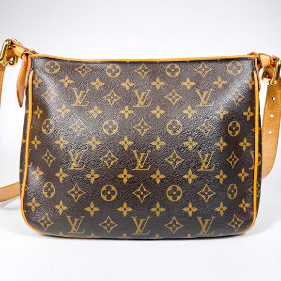 Louis Vuitton Monogram Hudson GM - Picture 4 of 15